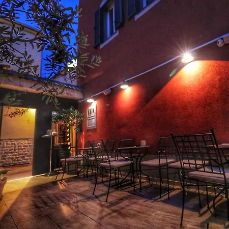 Appartement Dida Boza House *