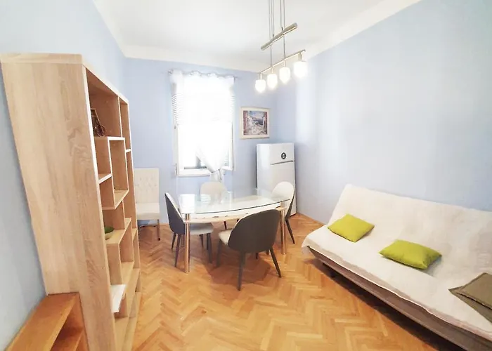 Apartment Dida Boza House *