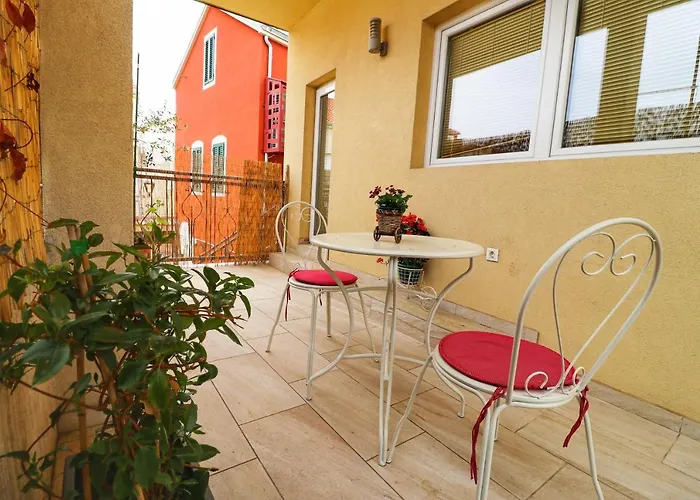 Dida Boza House 아파트 *